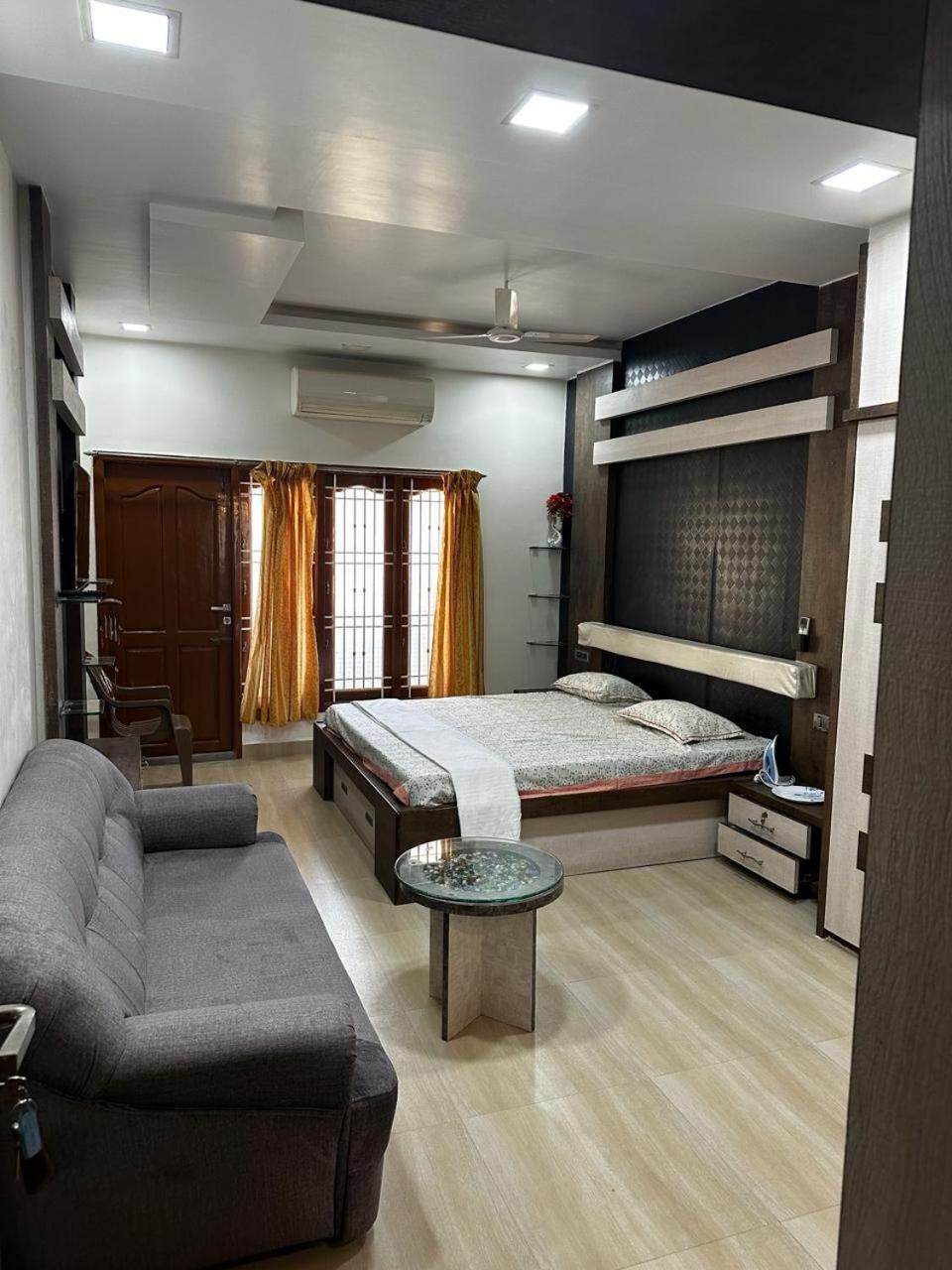 Temple View Home Stay Tiruvannamalai Exterior photo
